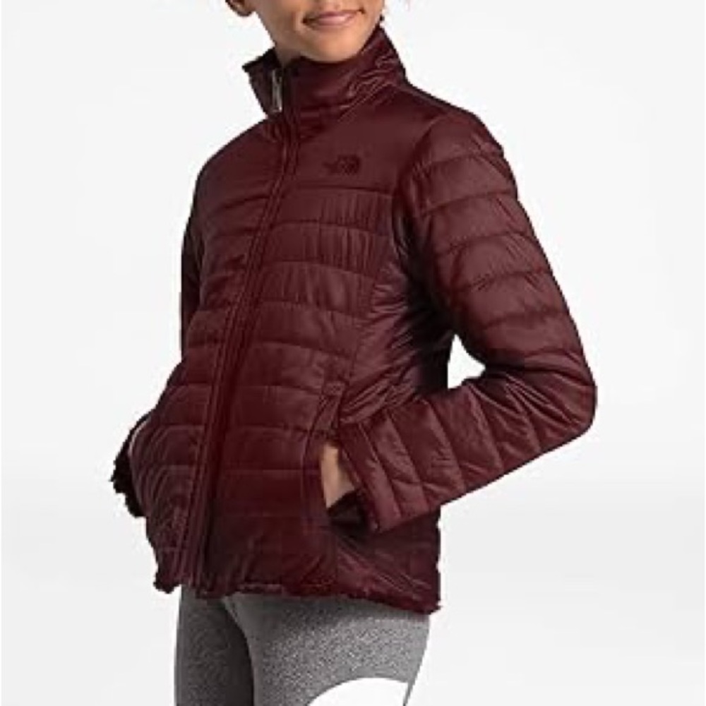 The North Face girls’ reversible mossbud swirl jacket